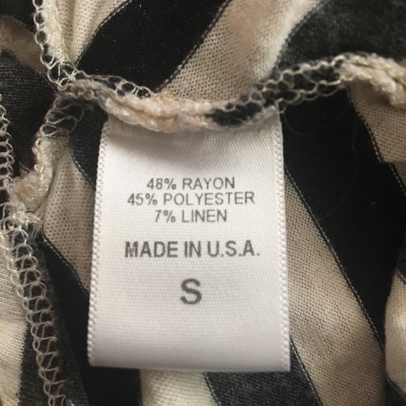 Loose Striped Crop Top - Picture 4 of 4